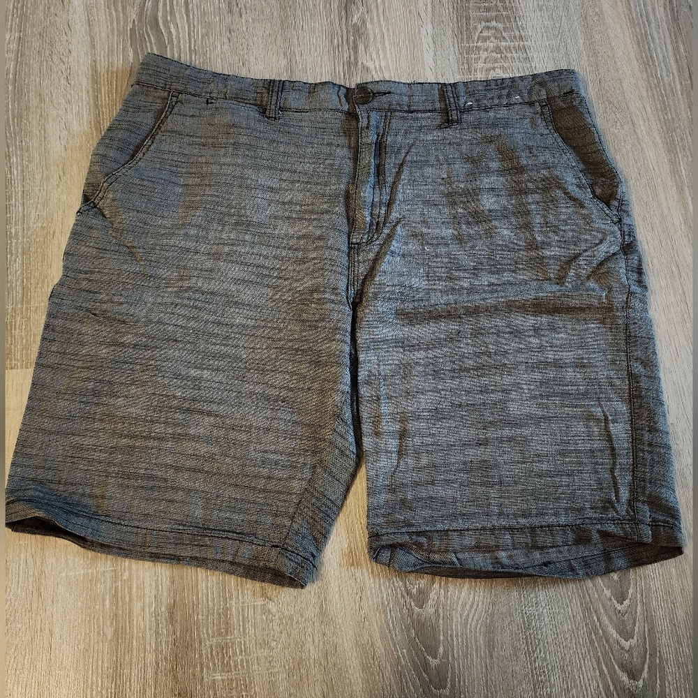 Men's Grey Urban Heritage Shorts Size 36